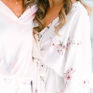 Pretty Plum Sugar bridal robe